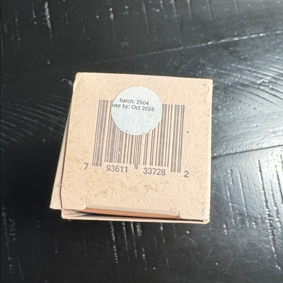 Laurel Petal Alchemy - Picture 2 of 3